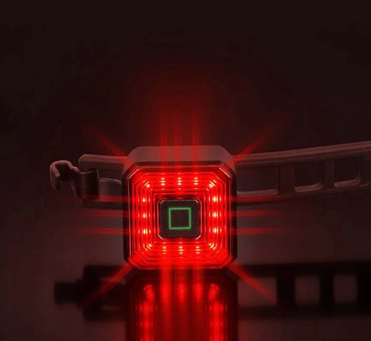 Esioh® Oplaadbare Fietslamp Led Set Wit En Rood – Oplaadbare Fietsverlichting USB – Fietslampjes Voorlicht En Achterlicht - Afbeelding 5